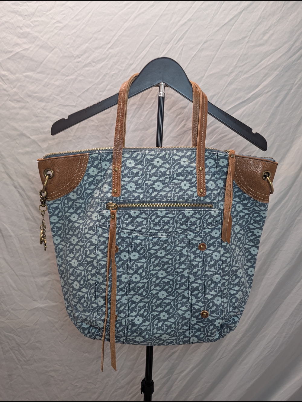 Lucky Brand Selden Travel Tote Handbag Blue Floral Leather Trim Boho Whimsical